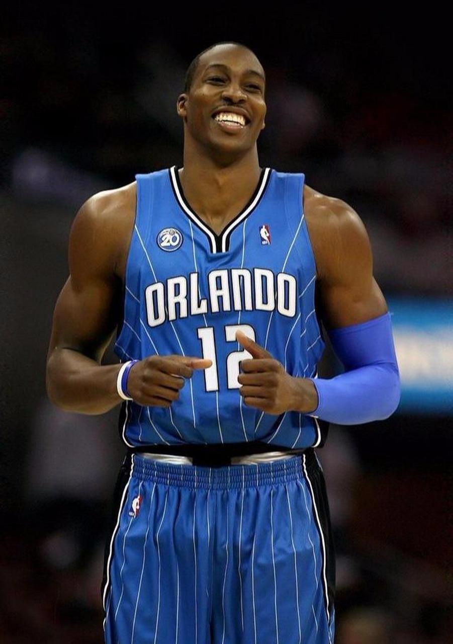 本轮欧冠最佳阵容：诺伊尔、福登、奥斯梅恩、梅里诺在列（欧冠本轮最佳阵容出炉：诺伊尔、福登、奥斯梅恩与梅里诺入选）