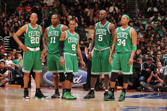 TK谈心中最佳阵容：梅罗入选、魔笛、齐达内、大罗、小罗在列（TK公布心目中最强阵容：梅罗入围，魔笛、齐达内、大罗、小罗皆上榜）