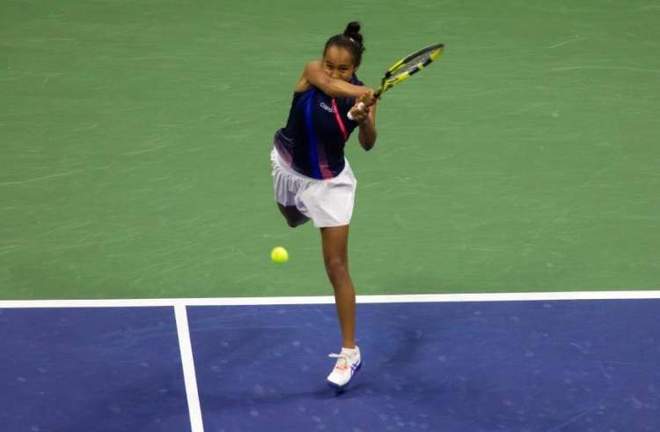 中占据了上 中占据了上