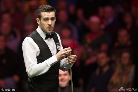 也同样站在 也同样站在